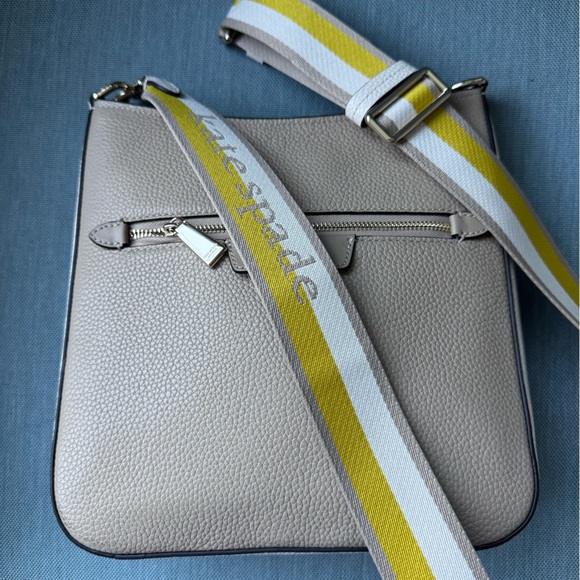 Kate Spade Hudson Colorblocked Messenger Crossbody Bag - Picture 2 of 12